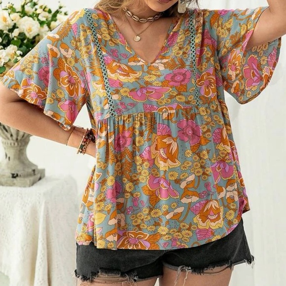 Plus size boho floral print blouse - Picture 4 of 14
